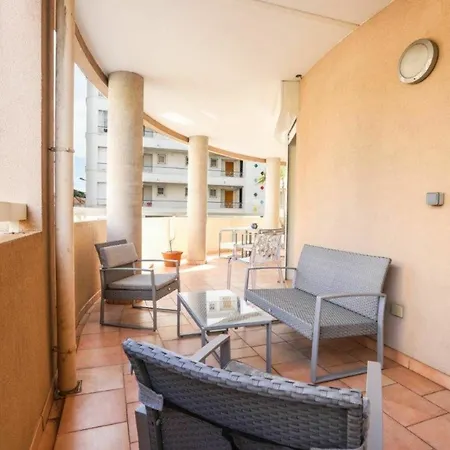 Apartment Indiana 2 Cannes