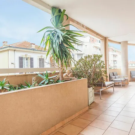 Apartment Indiana 2 Cannes